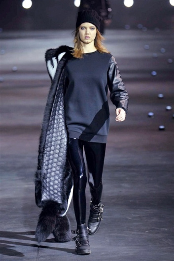 Fotoservizio/FW 2015-2016/WOMEN/PHILIPP PLEIN/DP1/3