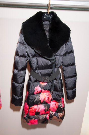 Fotoservizio/FW 2015-2016/WOMEN/VIA DELLE PERLE VDP/DP2/27