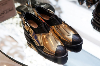 Fotoservizio/FW 2015-2016/WOMEN/COLIAC BY MARTINA GRASSELLI/DP2/28