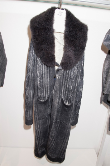 Fotoservizio/FW 2015-2016/WOMEN/VIA DELLE PERLE VDP/DP2/93