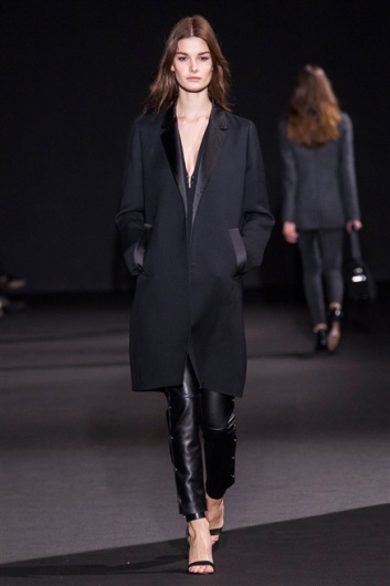 Fotoservizio/FW 2015-2016/WOMEN/COSTUME NATIONAL/DP1/6