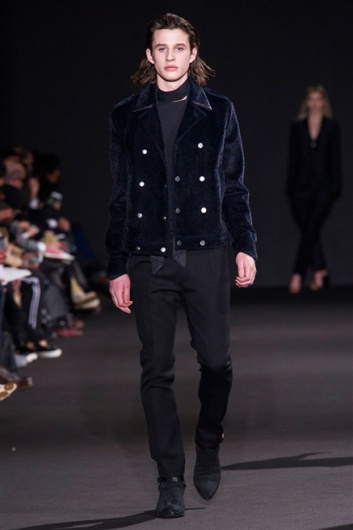 Fotoservizio/FW 2015-2016/WOMEN/COSTUME NATIONAL/DP1/11