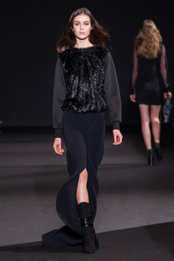 Fotoservizio/FW 2015-2016/WOMEN/COSTUME NATIONAL/DP1/23