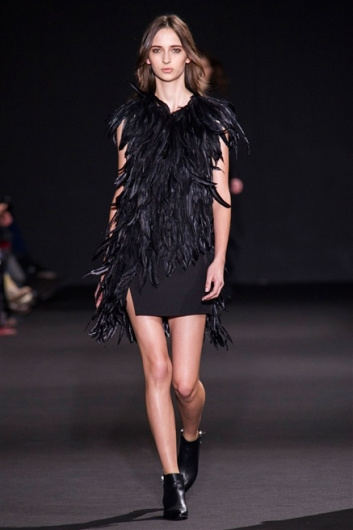 Fotoservizio/FW 2015-2016/WOMEN/COSTUME NATIONAL/DP1/32