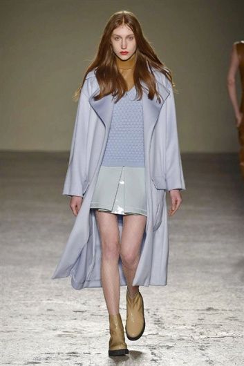 Fotoservizio/FW 2015-2016/WOMEN/CRISTIANO BURANI/DP1/3