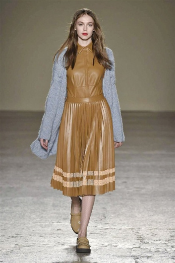 Fotoservizio/FW 2015-2016/WOMEN/CRISTIANO BURANI/DP1/6