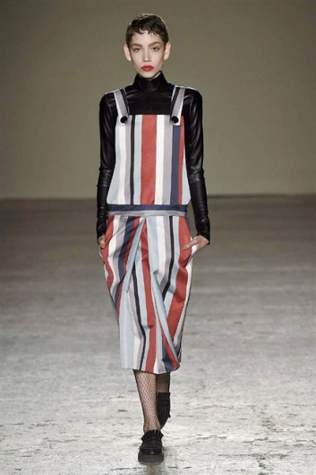 Fotoservizio/FW 2015-2016/WOMEN/CRISTIANO BURANI/DP1/17