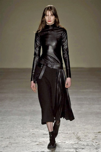 Fotoservizio/FW 2015-2016/WOMEN/CRISTIANO BURANI/DP1/27