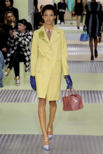 Fotoservizio/FW 2015-2016/WOMEN/PRADA/DP1/27