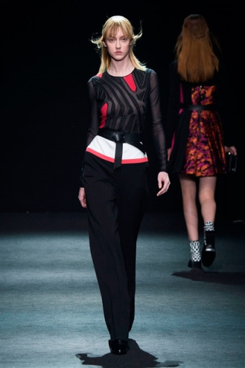 Fotoservizio/FW 2015-2016/WOMEN/BYBLOS MILANO/DP1/6