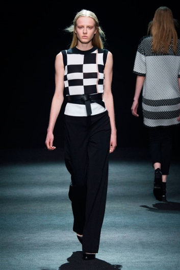 Fotoservizio/FW 2015-2016/WOMEN/BYBLOS MILANO/DP1/16