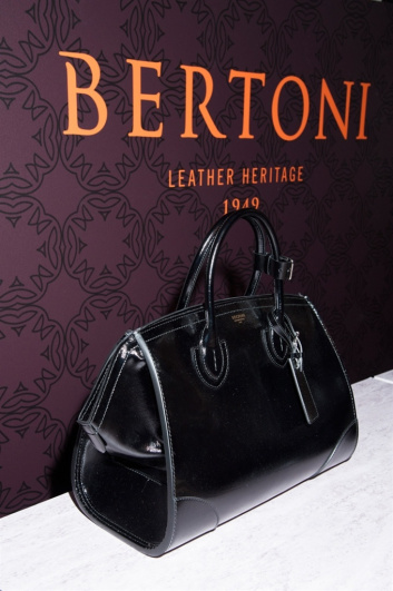 Fotoservizio/FW 2015-2016/WOMEN/BERTONI 1949/DP2/0