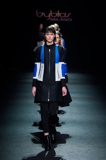 Fotoservizio/FW 2015-2016/WOMEN/BYBLOS MILANO/DP1/40
