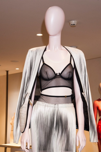 Fotoservizio/FW 2015-2016/WOMEN/LA PERLA/DP2/32
