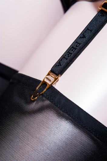 Fotoservizio/FW 2015-2016/WOMEN/LA PERLA/DP2/48