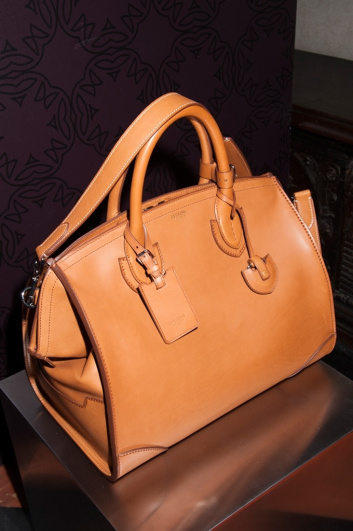 Fotoservizio/FW 2015-2016/WOMEN/BERTONI 1949/DP2/11