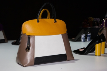 Fotoservizio/FW 2015-2016/WOMEN/FURLA/DP2/76