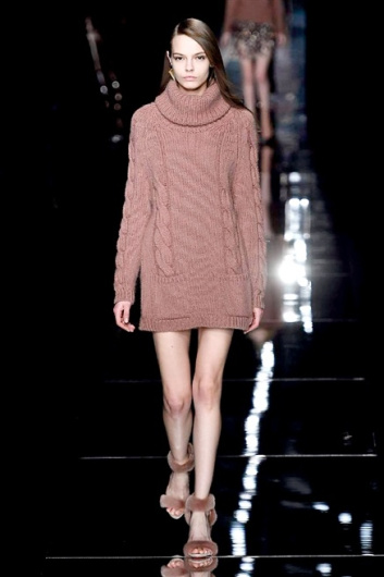 Fotoservizio/FW 2015-2016/WOMEN/BLUMARINE/DP1/4