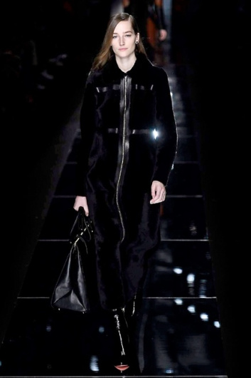 Fotoservizio/FW 2015-2016/WOMEN/BLUMARINE/DP1/13