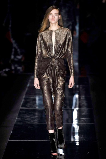 Fotoservizio/FW 2015-2016/WOMEN/BLUMARINE/DP1/19