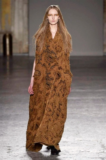 Fotoservizio/FW 2015-2016/WOMEN/UMA WANG/DP1/3