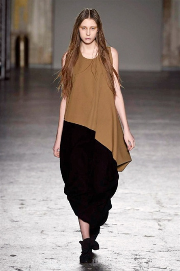 Fotoservizio/FW 2015-2016/WOMEN/UMA WANG/DP1/4