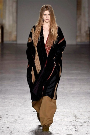 Fotoservizio/FW 2015-2016/WOMEN/UMA WANG/DP1/5
