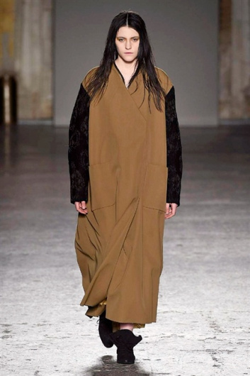 Fotoservizio/FW 2015-2016/WOMEN/UMA WANG/DP1/7