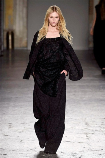 Fotoservizio/FW 2015-2016/WOMEN/UMA WANG/DP1/26