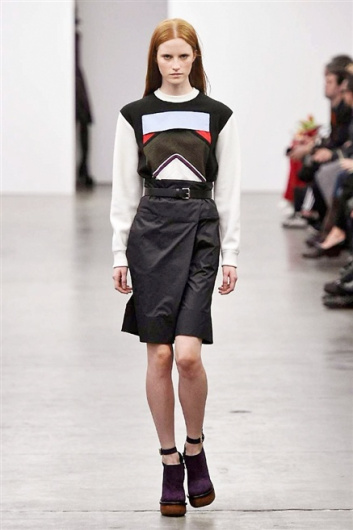 Fotoservizio/FW 2015-2016/WOMEN/ICEBERG/DP1/15