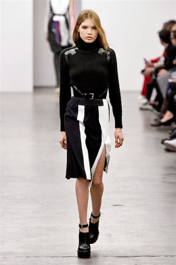 Fotoservizio/FW 2015-2016/WOMEN/ICEBERG/DP1/27