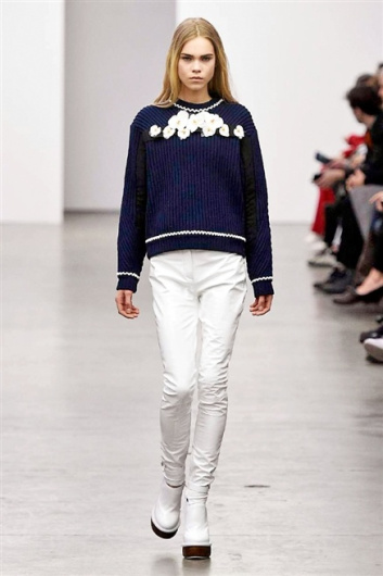 Fotoservizio/FW 2015-2016/WOMEN/ICEBERG/DP1/31