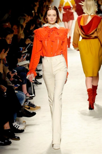 Fotoservizio/FW 2015-2016/WOMEN/PHILOSOPHY DI LORENZO SERAFINI/DP1/9