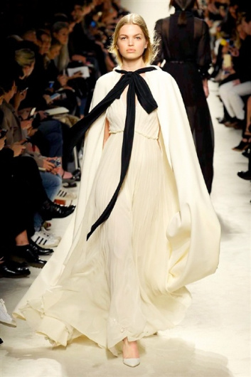Fotoservizio/FW 2015-2016/WOMEN/PHILOSOPHY DI LORENZO SERAFINI/DP1/33