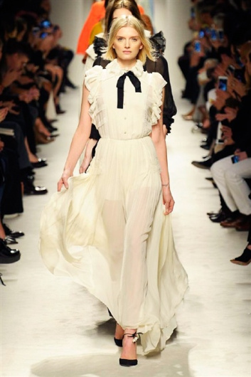 Fotoservizio/FW 2015-2016/WOMEN/PHILOSOPHY DI LORENZO SERAFINI/DP1/34