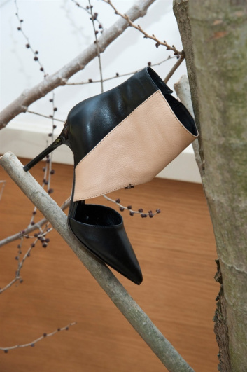 Fotoservizio/FW 2015-2016/WOMEN/MARIO VALENTINO/DP2/29