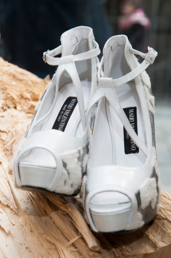 Fotoservizio/FW 2015-2016/WOMEN/MARIO VALENTINO/DP2/49
