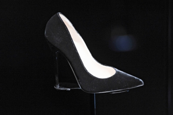 Fotoservizio/FW 2015-2016/WOMEN/JIMMY CHOO/DP2/26