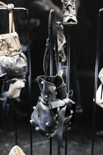 Fotoservizio/FW 2015-2016/WOMEN/JIMMY CHOO/DP2/36