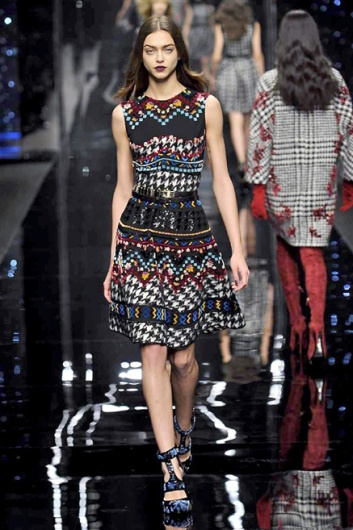 Fotoservizio/FW 2015-2016/WOMEN/ERMANNO SCERVINO/DP1/7