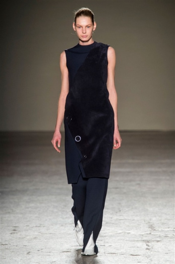 Fotoservizio/FW 2015-2016/WOMEN/GABRIELE COLANGELO/DP1/1