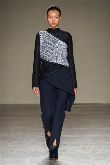 Fotoservizio/FW 2015-2016/WOMEN/GABRIELE COLANGELO/DP1/9