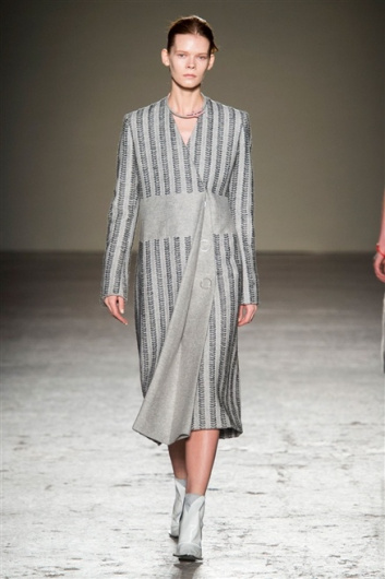 Fotoservizio/FW 2015-2016/WOMEN/GABRIELE COLANGELO/DP1/20