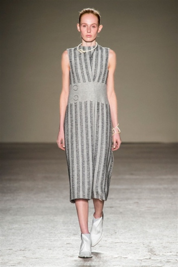 Fotoservizio/FW 2015-2016/WOMEN/GABRIELE COLANGELO/DP1/21