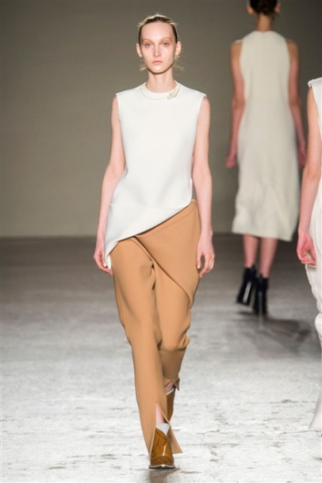 Fotoservizio/FW 2015-2016/WOMEN/GABRIELE COLANGELO/DP1/34