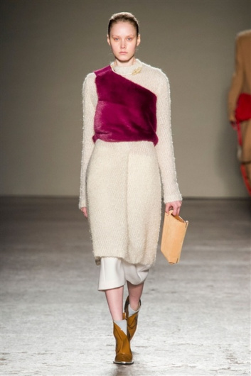 Fotoservizio/FW 2015-2016/WOMEN/GABRIELE COLANGELO/DP1/38