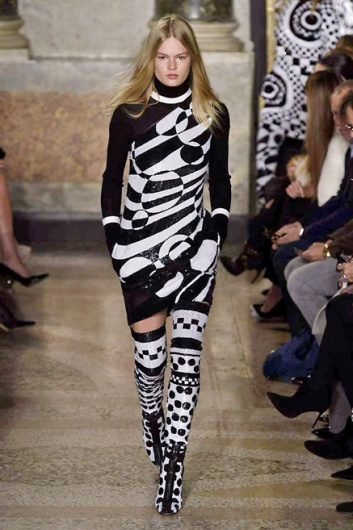 Fotoservizio/FW 2015-2016/WOMEN/EMILIO PUCCI/DP1/0