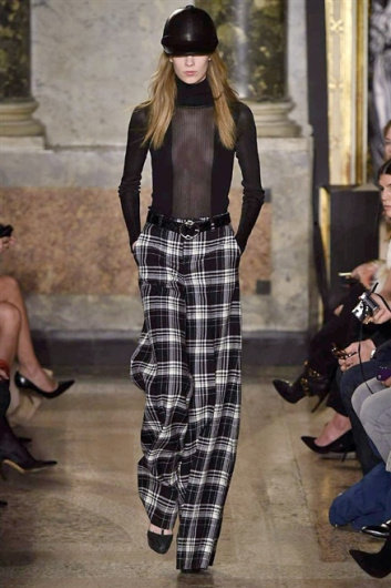 Fotoservizio/FW 2015-2016/WOMEN/EMILIO PUCCI/DP1/4