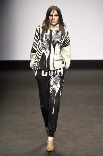Fotoservizio/FW 2015-2016/WOMEN/GRINKO/DP1/1