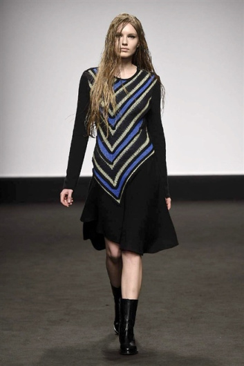 Fotoservizio/FW 2015-2016/WOMEN/GRINKO/DP1/17